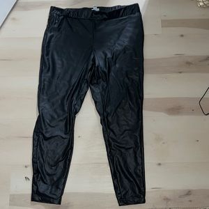 Woman’s Pants